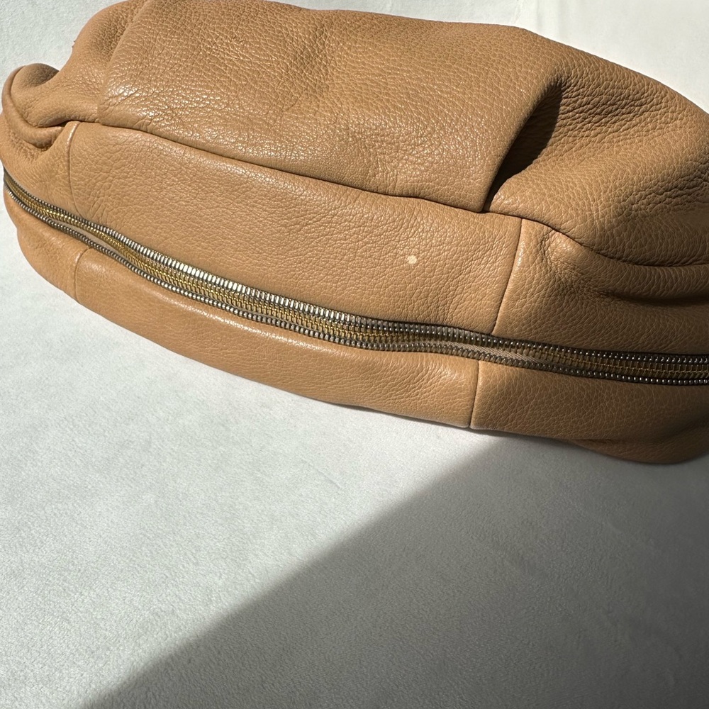 SOLD ❗️PRADA Vitello Daino Shoulder Bag Beige - Picture 10 of 15